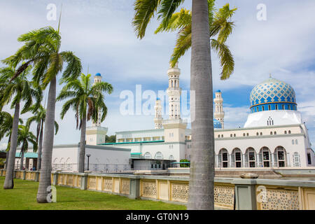 Kota Kinabalu Stadt Moschee (der schwebende) oder Masjid Bandaraya Kota Kinabalu Stockfoto