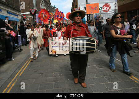 Boishakhi Mela - Bengali Neujahrsparade Brick Lane, London, UK. Stockfoto