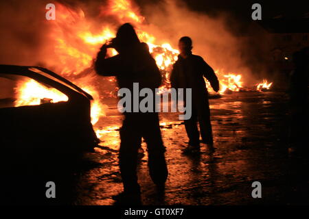 Lagerfeuer am elften Nacht, Belfast, Nordirland, Vereinigtes Königreich. Stockfoto