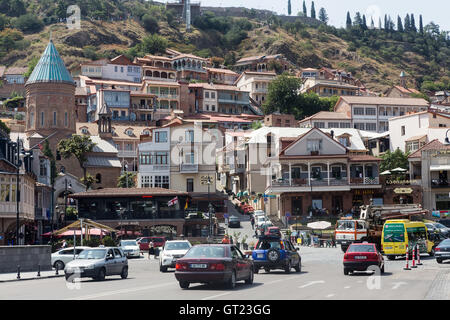 Tbilisi, Georgien - 18. August 2016: Old Town in der Hauptstadt des Georgia.Tbilisi ist die Hauptstadt und größte Stadt von Georgia-Witz Stockfoto