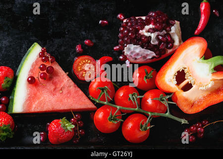 Rote Früchte und Gemüse Stockfoto