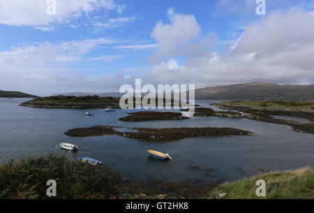 Inseln und Schiffe in Sound von ulva Schottland september 2016 Stockfoto