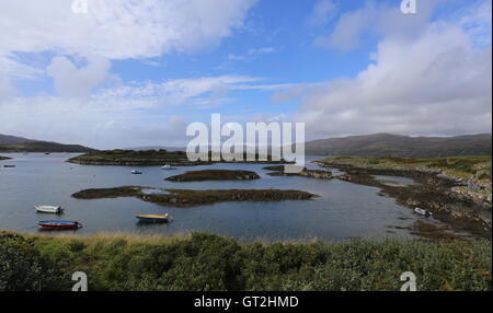 Inseln und Schiffe in Sound von ulva Schottland september 2016 Stockfoto