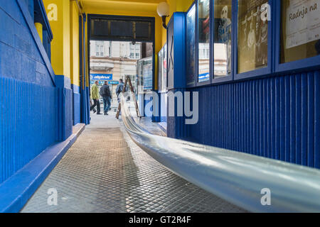 Band im tunnel Stockfoto