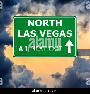 NORTH LAS VEGAS Schild gegen klarer blauen Himmel Stockfoto