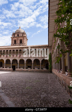 Cusco, Peru - 14 Mai: Innenarchitektur und Detail der Templo de Santo Domingo in Cusco. 14. Mai 2016, Cusco Peru. Stockfoto