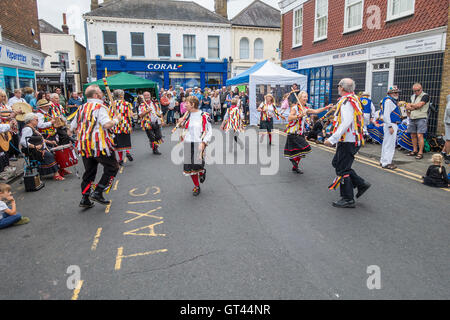 Morris Dancers Faversham Hop Festival Kent England Stockfoto