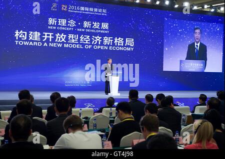 Xiamen, China Fujian Provinz. 8. Sep, 2016. Chinesischer Vize-Premier Wang Yang hält eine Rede bei der 19. China International Fair For Investment und messen, in Xiamen, Südost-China Fujian Provinz, 8. September 2016. © Jiang Kehong/Xinhua/Alamy Live-Nachrichten Stockfoto