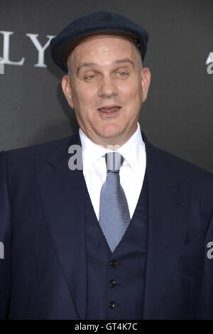 New York City. 6. Sep, 2016. Mike O'Malley besucht die "Sully" NewYork Premiere in Alice Tully Hall, Lincoln Center am 6. September 2016 in New York City. | Verwendung Weltweit/Picture Alliance © Dpa/Alamy Live-Nachrichten Stockfoto