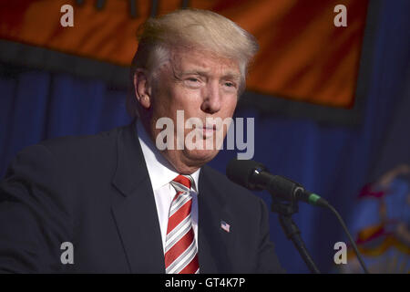 New York City, USA. 7. Sep, 2016. Republikanischer Kandidat für Präsident Donald Trump spricht während der konservativen Partei des Staates New York 2016 Presidential Empfang im New York Marriott Marquis am 7. September 2016 in New York City, USA. | Verwendung Weltweit/Picture Alliance Credit: Dpa/Alamy Live-Nachrichten Stockfoto