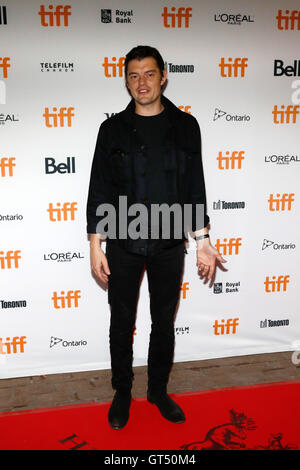 Toronto, Kanada. 09. Sep, 2016. Sam Riley besucht die Premiere des freien Feuer während des 41. Toronto International Film Festival, TIFF, Ryerson Theatre in Toronto, Kanada, am 9. September 2016. Foto: Hubert Boesl /dpa - NO-Draht-SERVICE-/ Dpa/Alamy Live News Stockfoto