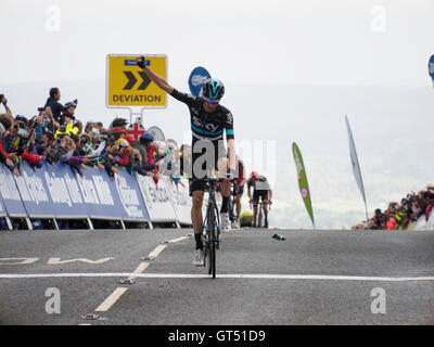 Haytor Dartmoor, UK. 9. September 2016. Abschluss der Sidmouth Haytor Teil der Tour of Britain Wouter Poels Team Sky nimmt den Etappensieg Credit: Anthony Collins/Alamy Live News Stockfoto