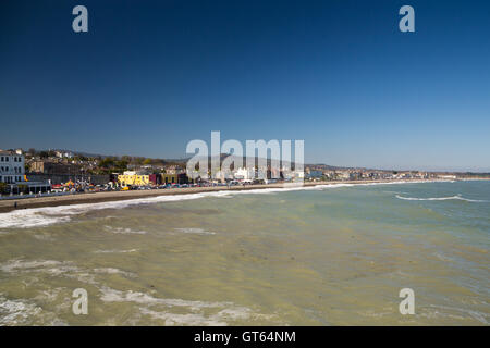 Ein Blick über den Strand im Badeort Bray, Co Wicklow, Irland Stockfoto