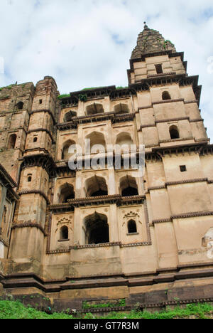 Orchha (oder Urchha) ist eine Stadt in Tikamgarh Bezirk von Madhya Pradesh Stockfoto