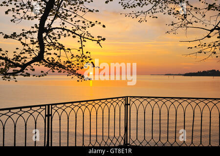 Sonnenuntergang über dem Bodensee, Lindau, Baden-Württemberg, Deutschland Stockfoto