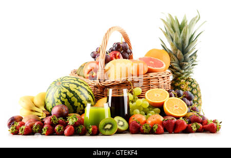 Komposition mit verschiedenen Früchten. Ausgewogene Ernährung Stockfoto