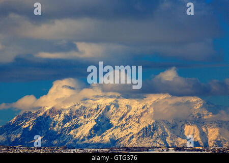 Dies ist eine Ansicht des Mount Ben Lomond, Hausberg am nördlichen Ende von Weber County in der Nähe von Ogden, Utah Stockfoto