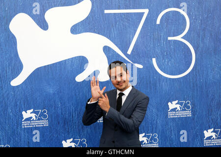 Venedig, Italien. 09. Sep, 2016. Schauspieler John Lloyd Cruz besuchen "Ang Babaeng Humayo (die Frau, die verlassen)" Fototermin während des 73. Venedig Film-Festival. Bildnachweis: Andrea Spinelli/Pacific Press/Alamy Live-Nachrichten Stockfoto