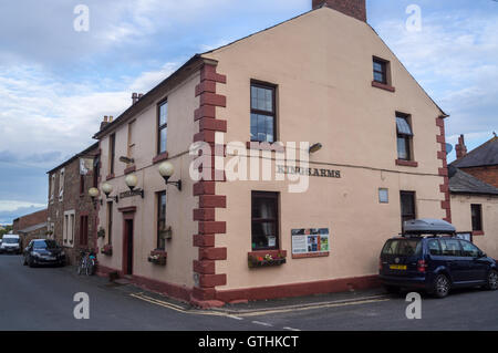 Kings Arms Pub, Bowness-on-Solway, Cumbria, England im Sommer Stockfoto