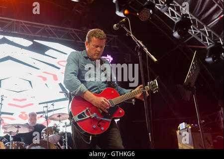 Dodgy spielen "Seebühne" Camper aufrufen, Ragley Hall, Alcester, Warwickshire. 26. August 2016 Stockfoto