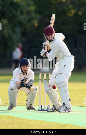 London Felder CC Vs Victoria Lounge CC - Victoria Park Community Cricket League - 16.06.09 Stockfoto