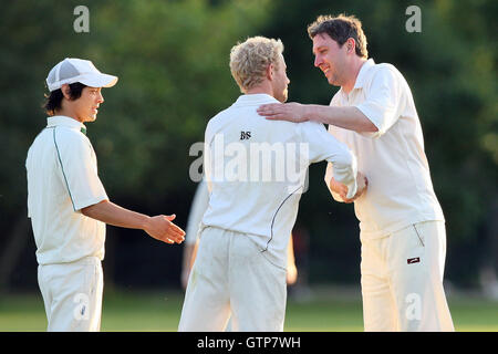 London Felder CC Vs Victoria Lounge CC - Victoria Park Community Cricket League - 16.06.09 Stockfoto