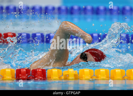 Großbritanniens Amy Marren konkurriert in der Frauen 400 m Freistil S9 Finale im Olympischen Spiele Aquatics Stadium während des zweiten Tages der Rio Paralympischen Spiele 2016 in Rio De Janeiro, Brasilien. Stockfoto