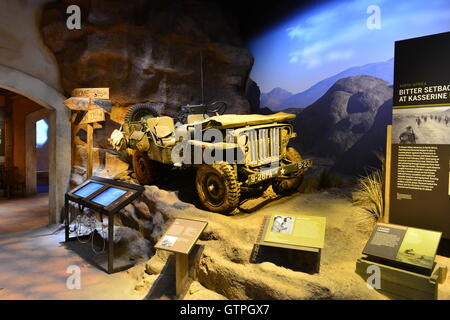 Amerikanischen Jeep auf einer Anzeige in einem museum Stockfoto