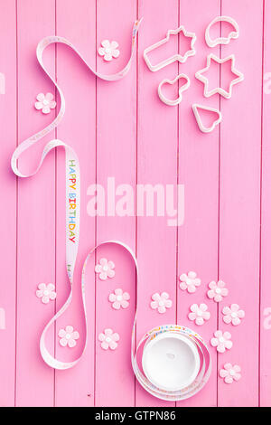 Bunte Happy Birthday Hintergrund mit Exemplar Stockfoto
