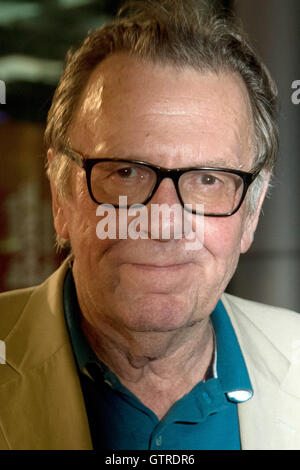 Toronto, Kanada. 09. Sep, 2016. Tom Wilkinson kommt bei der Premiere von Snowden während des 41. Toronto International Film Festival, TIFF, bei Roy Thomson Hall in Toronto, Kanada, am 9. September 2016. Foto: Hubert Boesl - NO-Draht-SERVICE-/ Dpa/Alamy Live News Stockfoto