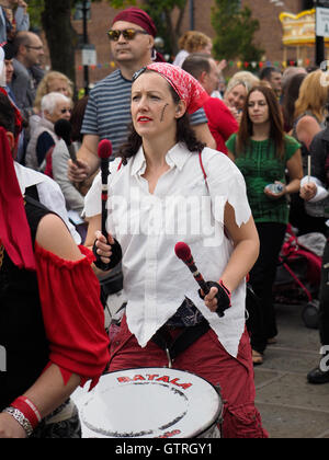 Liverpool, Vereinigtes Königreich. 10. September 2016. Piraten-Festival an der Albert Dock-Liverpool-UK. Ein Familien-Event mit einem Meerjungfrauen und Piraten-Parade. 10. September 2016 Kredit: ALAN EDWARDS/Alamy Live-Nachrichten Stockfoto