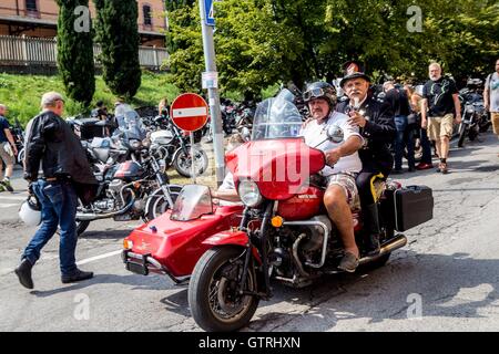 Moto Guzzi Tag der offenen Tür 2016 - Motoraduno Moto Guzzi in Mandello del Lario in Italien Stockfoto