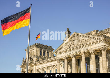 Bundes Regierung Büro - Dem Deutschen Volke - Bundestag Stockfoto