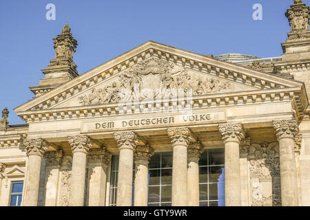 Bundes Regierung Büro - Dem Deutschen Volke - Bundestag Stockfoto
