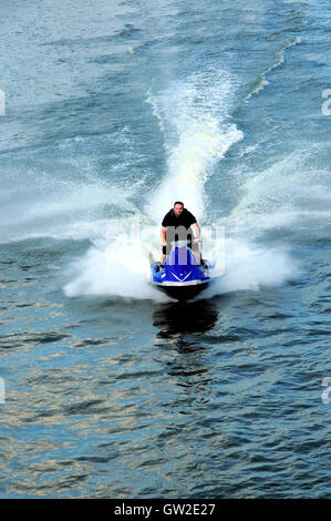 Recreational Bootfahren. / Jet Ski Stockfoto