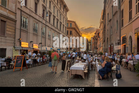 Abendessen im jüdischen Viertel in Rom Stockfoto