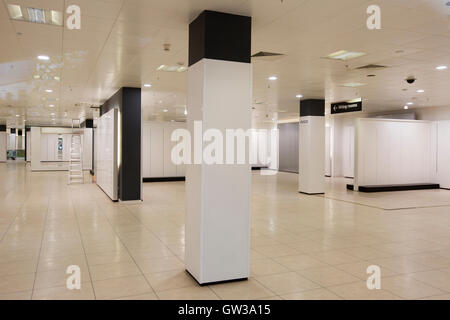 Ein leeres speichern BHS in Solihull, West Midlands. Stockfoto
