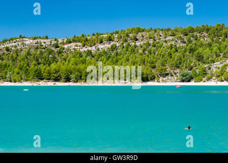 Der See von Sainte Croix in der Provence, im Sommer Stockfoto