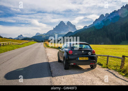 Landschaft ein paar hundert Meter von Misurina See, in der Nähe der Stadt Auronzo tun Cadore, Provinz Belluno, Region Venetien, Italien. Stockfoto