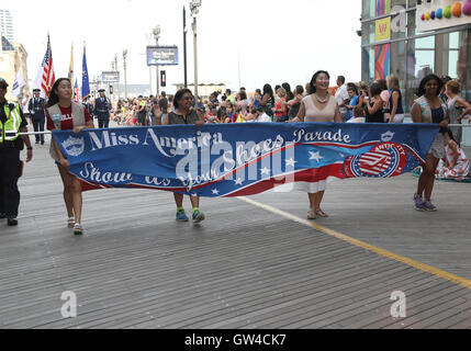 Atlantic City, NJ, USA. 10. September 2016. 10. September 2016 - Atlantic City, New Jersey - Atmosphäre. 2017 Miss Amerika zeigen uns Ihre Schuhe Parade Bildnachweis: MJT/AdMedia Credit: Mjt/AdMedia/ZUMA Draht/Alamy Live-Nachrichten Stockfoto