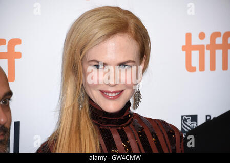 Toronto, Ontario, Kanada. 10. September 2016. Schauspielerin NICOLE KIDMAN besucht 'Löwe' Premiere während der 2016 Toronto International Film Festival in der Roy Thomson Hall am 10. September 2016 in Toronto, Kanada Kredit: Igor Vidyashev/ZUMA Draht/Alamy Live News Stockfoto