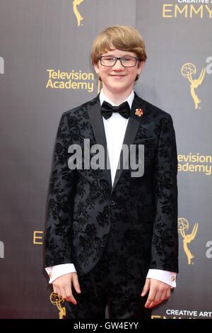 Los Angeles, CA, USA. 10. September 2016. bei der Ankunft für 2016 Creative Arts Emmy Awards - SA, Microsoft Theater, Los Angeles, CA 10. September 2016. Bildnachweis: Priscilla Grant/Everett Collection/Alamy Live-Nachrichten Stockfoto