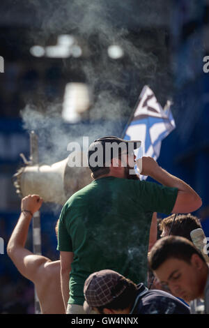 Carlos Tartiere Stadium, Oviedo, Asturien, Spanien. 11. September 2016. Liga-123-match zwischen Real Oviedo V CD Mirandes.Final Endstand 0-0. Echte Fans von Oviedo. Bildnachweis: Alvaro Campo/Alamy Live-Nachrichten Stockfoto