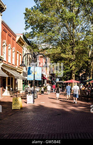 Historische Fußgängerzone Downtown Mall, East Main Street, Charlottesville, Virginia Stockfoto