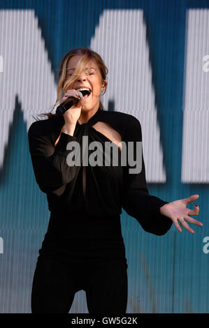 LeAnn Rimes beim Radio 2 Live in Hyde Park, Hyde Park, London. PRESSEVERBAND Foto. Bild Datum: Sonntag, 11. September 2016. Bildnachweis sollte lauten: Matt Crossick/PA Wire. Stockfoto