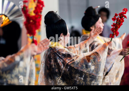 Japanischen Tänzer, okinawa Folklore. Stockfoto