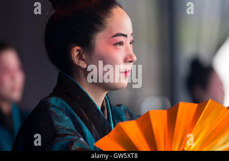 Japanischen Tänzer, okinawa Folklore. Stockfoto