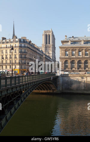 Die Pont d'Arcole, Notre-Dame de Paris, Frankreich. Stockfoto