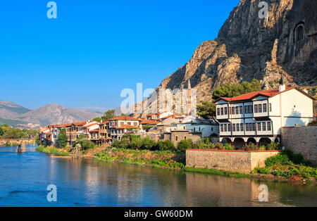 Alte Stadt von Amasya, berühmt für seine historischen osmanischen Häuser, Zentral-Anatolien, Türkei Stockfoto