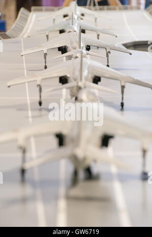 Modelle der vertikalen Take-off Kämpfer auf einer Start-und Landebahn Stockfoto